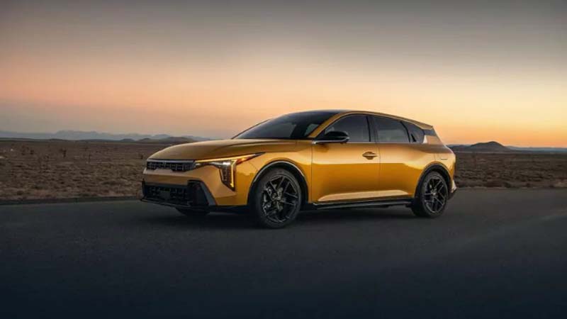 Kia-K4-Hatchback-vs-Mazda-3-vs-SEAT-Leon-la-batalla-por-el-corazon-del-hatchback-Mexicano