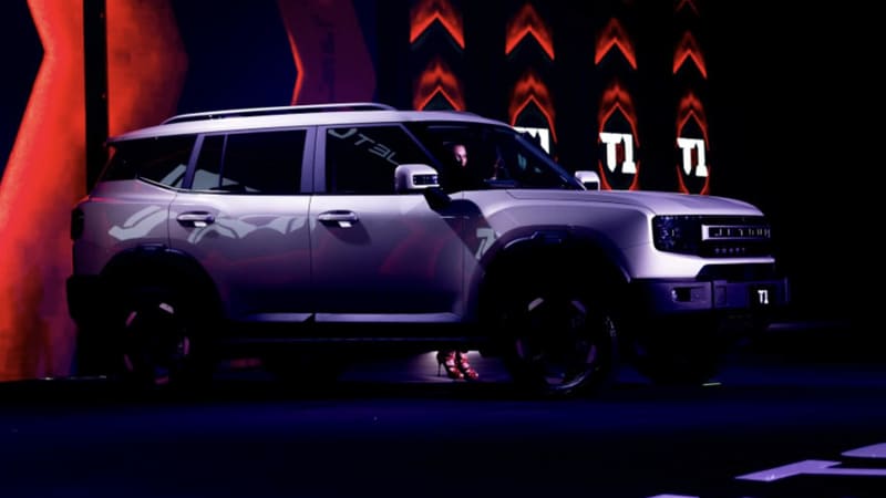 SUV-que-te-salva-de-la-inundacion-y-redefine-la-inteligencia-off-road