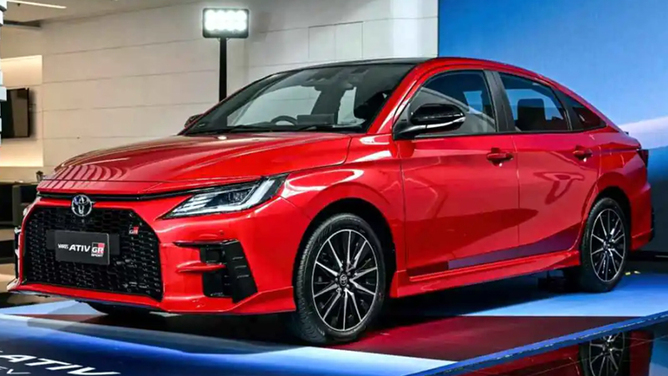 el-impacto-del-toyota-yaris-hev-en-el-mercado-mexicano-rinde-hasta-972-km-por-tanque